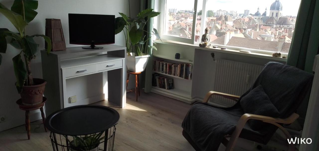 F2 30M2 - Vue Exceptionnelle Sur La Vieille Ville Chalon-sur-Saône Eksteriør billede